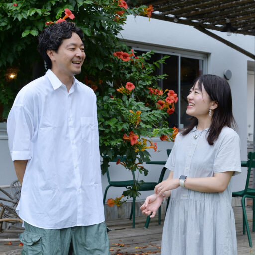 着飾るほど、遠ざかる？「共創」はただの手段。いつか当たり前になって、なくなればいい（株式会社コネル・出村 光世さん、WORK MILL共創ディレクター・岡本 栄理）